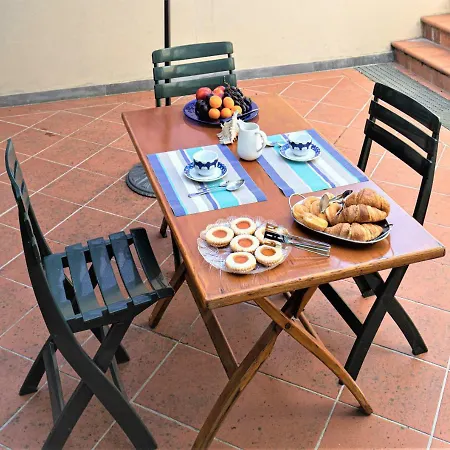 Bed & Breakfast Apuana